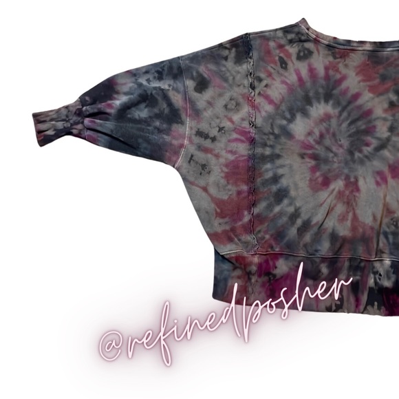 Free People We the Free Camden Sweater size Small NEW Black Reverse Tie Dye - Picture 4 of 6